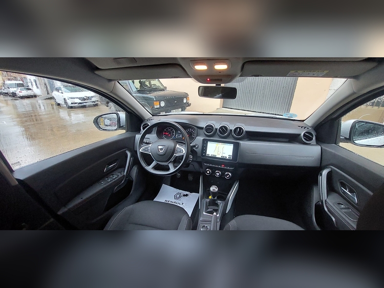 Dacia Duster 1.5 dci 115cv 4x4 foto 13